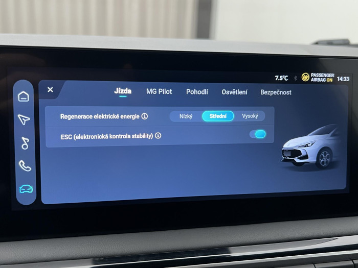 MG MG3 EXCLUSIVE HYBRID+ AUT CZ 1.maj 1.5 Exclusive