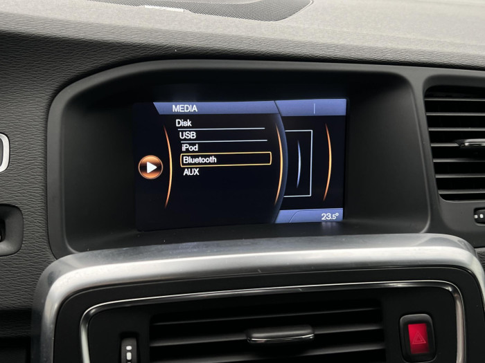 Volvo V60 D3 MOMENTUM AUT 2.0 d Momentum