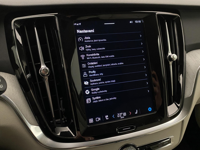 Volvo V60 T6 AWD PLUG-IN BRIGHT PLUS