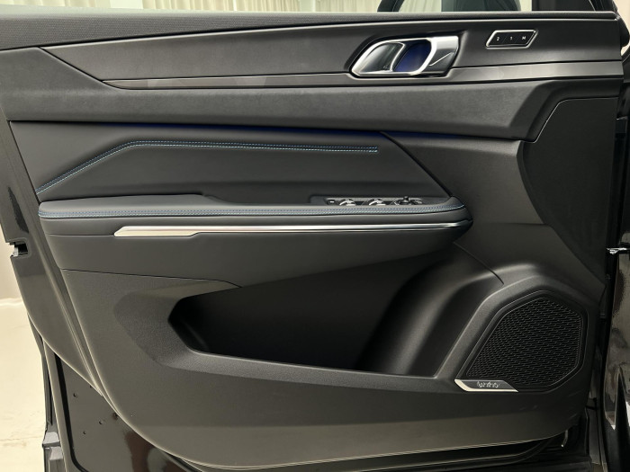 Lynk & Co 01 HEV DCT AUT