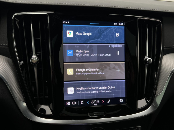 Volvo V60 T6 AWD RECHARGE ULTRA DARK AUT