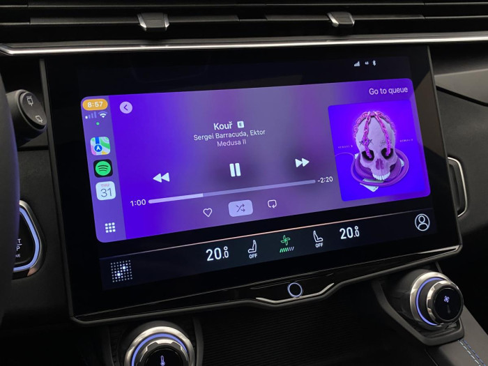 Lynk & Co 01 PHEV DCT AUT 1.maj. REZERVACE