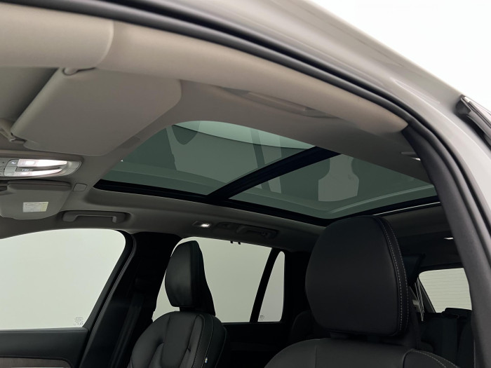 Volvo XC90 B5 AWD PLUS BRIGHT VZDUCH
