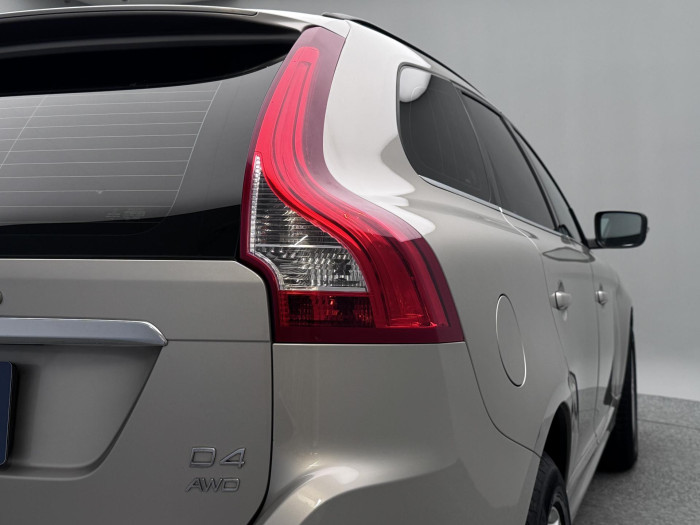 Volvo XC60 D4 SUMMUM AUT CZ 2.4 d Summum