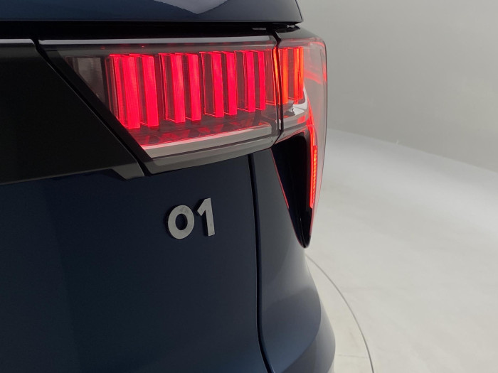 Lynk & Co 01 MORE PHEV