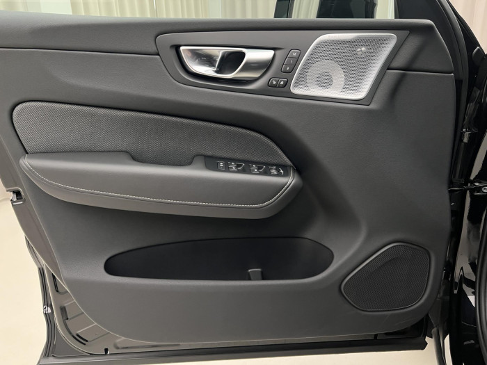 Volvo XC60 B5 AWD ULTRA BLACK EDITION AUT 2.0 Edition