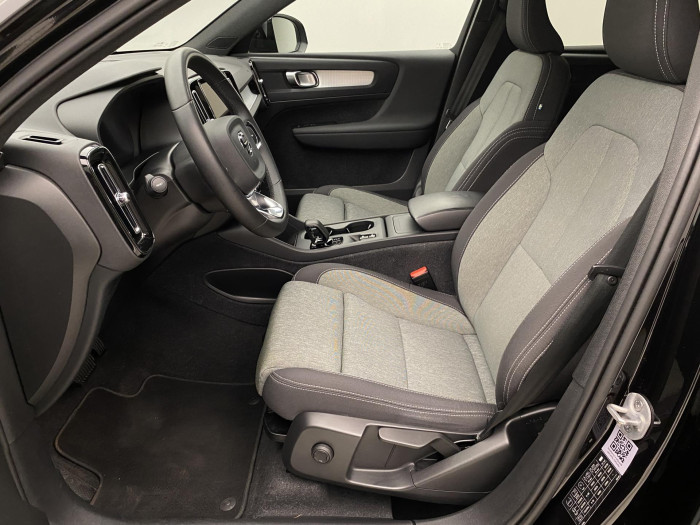 Volvo XC40 B4 CORE AUT CZ 1.maj