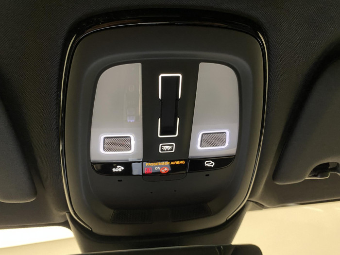 Volvo V60 B4 AUT DARK PLUS