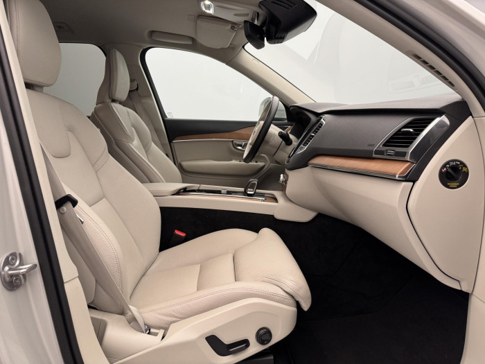 Volvo XC90 B5 AWD MOMENTUM PRO CZ 2.0 Momentum