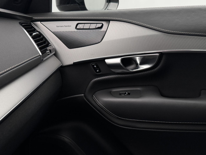 Volvo XC90 B5 AWD R-DESIGN AUT