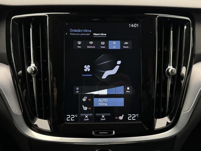 Volvo V60 CC D4 AWD MOMENTUM CZ 1.maj 2.0 d CC CC Momentum