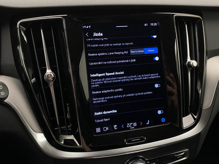 Volvo V60 CC B5 AWD PLUS REZERVACE