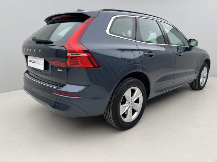 Volvo XC60 B4 AWD MOMENTUM AUT CZ 2.0 Momentum