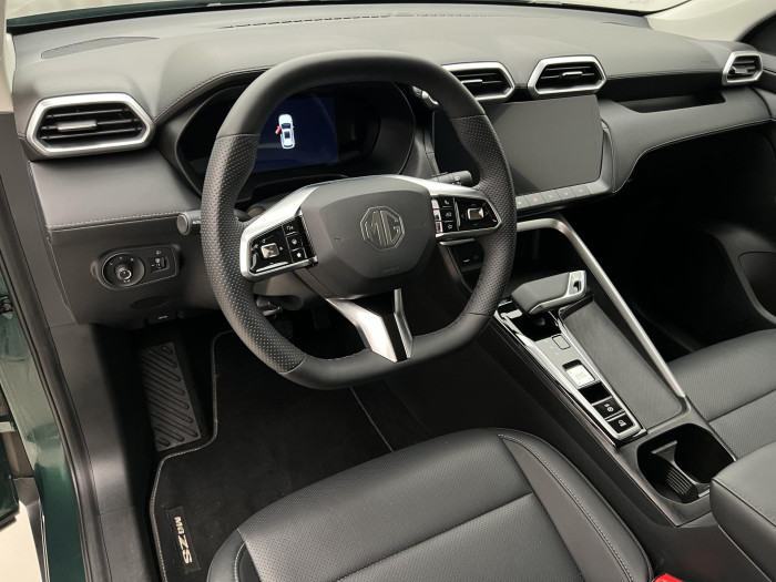 MG ZS 1.5 EXCLUSIVE HYBRID+ AUT CZ 1.5 Exclusive