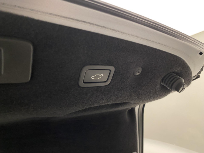 Jaguar XF D200 R-DYNAMIC SE AWD AUT 2.0 d Dynamic SE