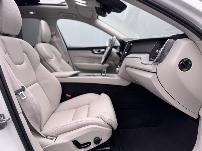 Volvo XC60 T6 AWD RECHARGE BRIGHT PLUS CZ