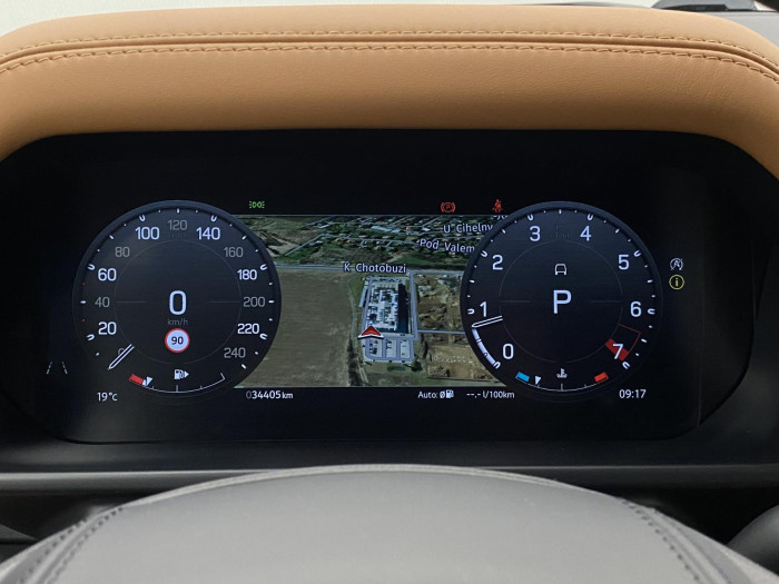 Land Rover Defender 110 P525 V8 EDITION REZERVACE 5.0 V8 Edition