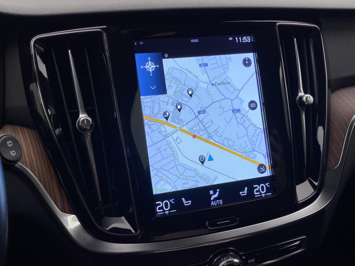 Volvo V60 D3 AWD MOMENTUM AUT CZ 2.0 d Momentum