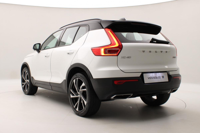 Volvo XC40 D4 AWD R-DESIGN REZERVACE 2.0 d