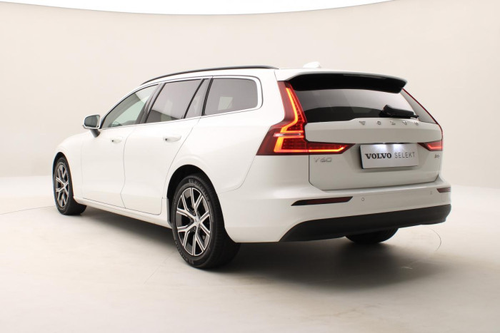 Volvo V60 B4 CORE AUT 1.MAJ