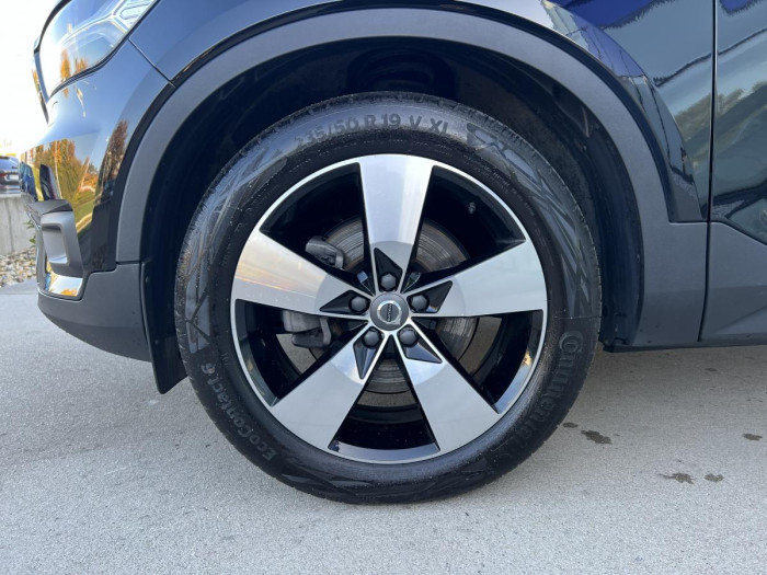 Volvo XC40 D3 AWD MOMENTUM Aut 1.maj. 2.0 d Momentum