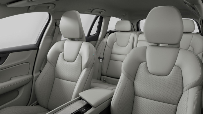 Volvo V60 B4 AUT BRIGHT PLUS