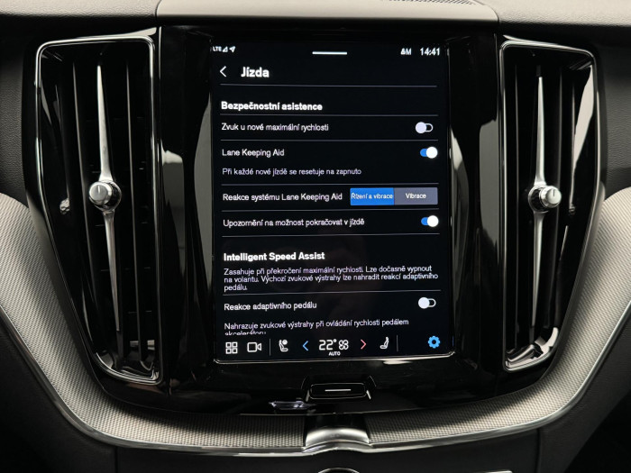 Volvo XC60 B5 AWD DARK PLUS AUT