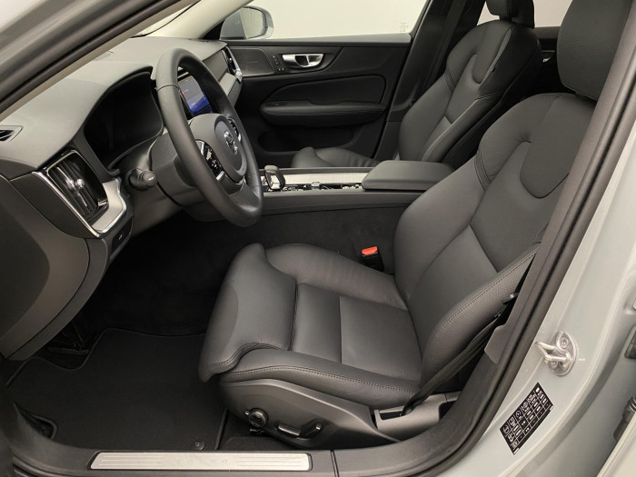 Volvo V60 CC B5 AWD PLUS AUT 1.maj
