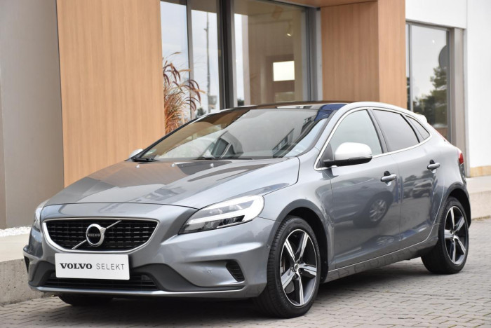 Volvo V40 T3 R-DESIGN AUT 1.maj.