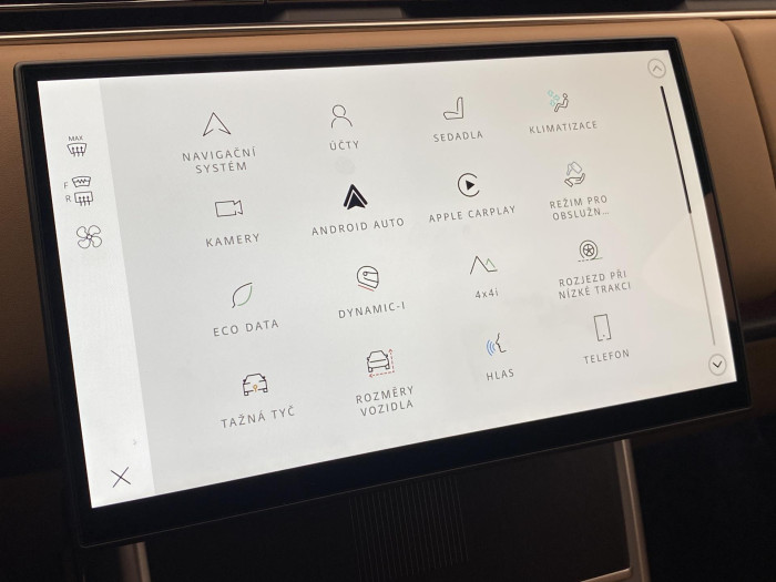 Land Rover Range Rover P550e AUTOBIOGRAPHY SWB