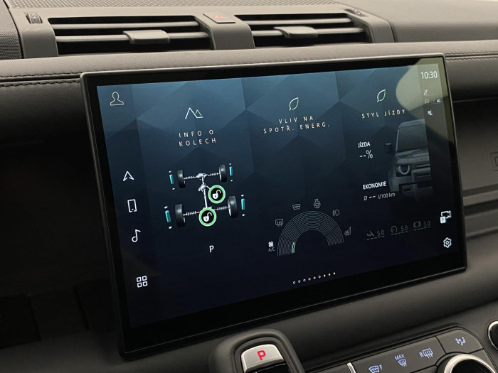 Land Rover Defender 110 D300 X-DYNAMIC HSE AWD AUT 3.0 d Dynamic