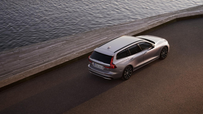Volvo V60 T6 AWD Plug-in DARK PLUS