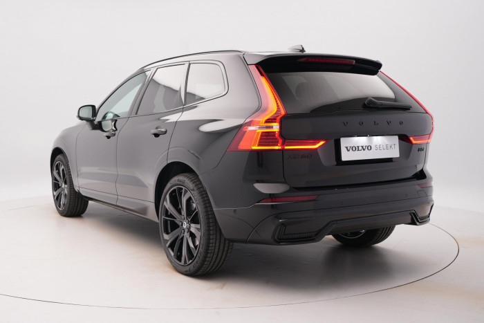 Volvo XC60 B5 AWD BLACK EDITION AUT 2.0 Edition