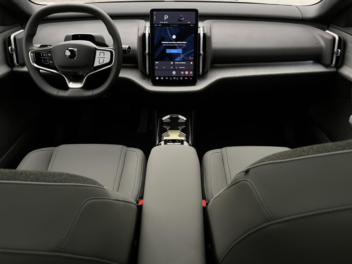 Volvo EX30 CC PURE ELECTRIC TWIN MOTOR UL CC CC