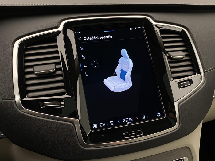 Volvo XC90 T8 AWD ULTRA DARK AUT CZ 7m