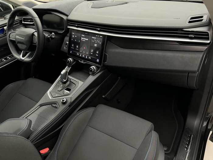 Lynk & Co 01 HEV DCT AUT