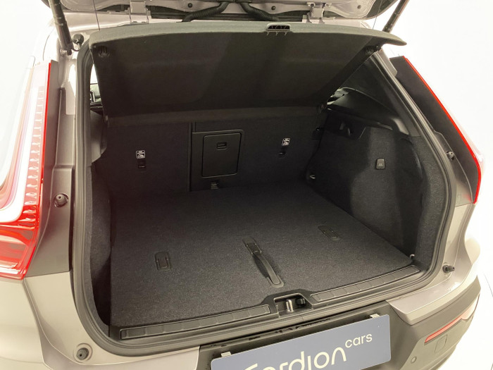 Volvo XC40 B4 AUT DARK PLUS
