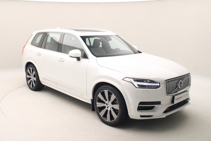 Volvo XC90 T8 AWD RECHARGE REZERVACE