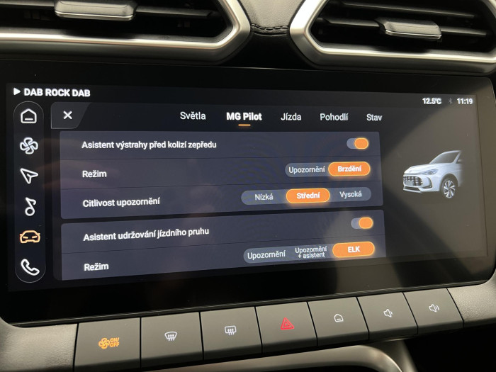 MG ZS 1.5 EMOTION HYBRID+ AUT CZ