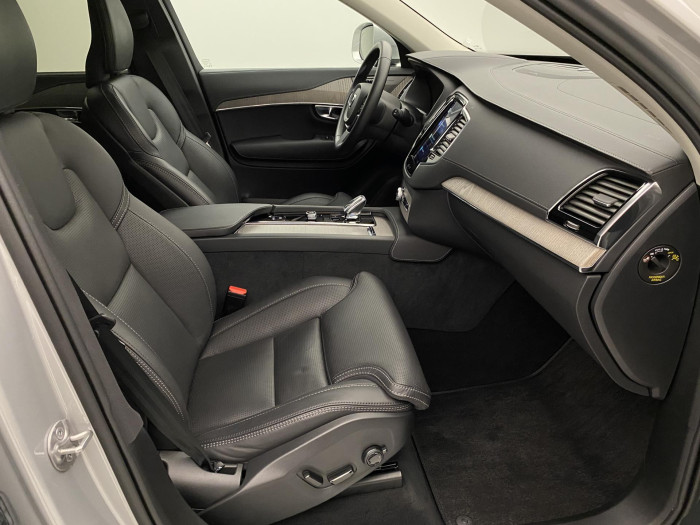 Volvo XC90 B5 AWD PLUS BRIGHT AUT CZ 7m