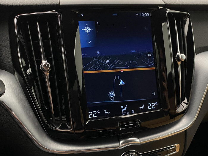 Volvo XC60 T5 AWD MOMENTUM AUT CZ 2.0 Momentum