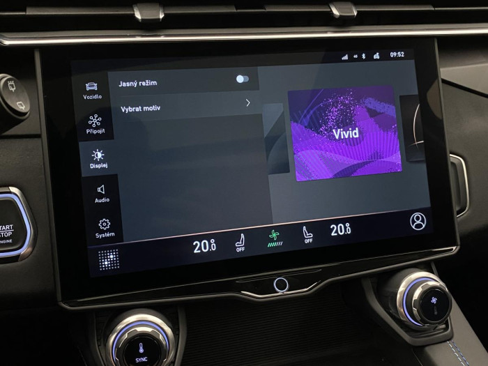 Lynk & Co 01 PHEV DCT AUT REZERVACE