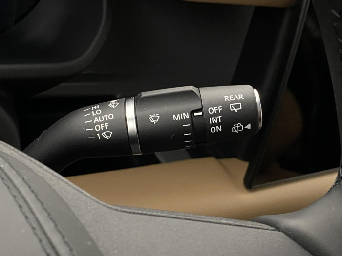 Land Rover Defender 110 D300 X AWD REZERVACE 3.0 d