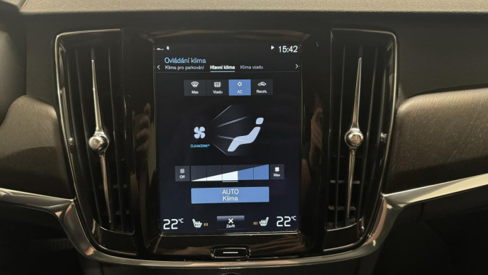 Volvo V90 CROSS COUNTRY T5 REZERVACE