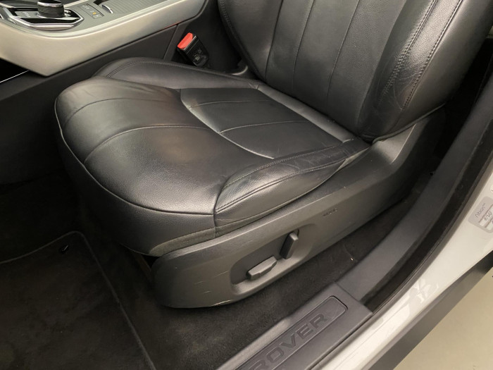 Land Rover Range Rover Evoque 2.0 TD4 AWD AUT REZERVACE 2.0 TD