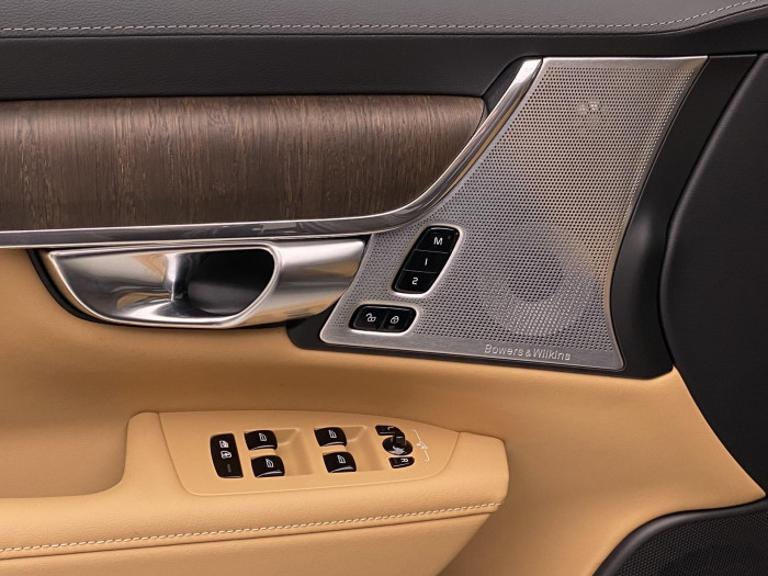 Volvo V90 T8 AWD Plug-in BRIGHT ULTRA