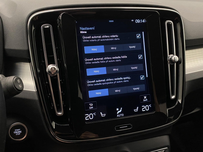 Volvo XC40 B4 AWD MOMENTUM PRO AUT 1.maj 2.0 Momentum