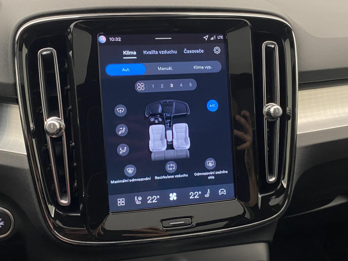 Volvo XC40 B3 AUT DARK PLUS