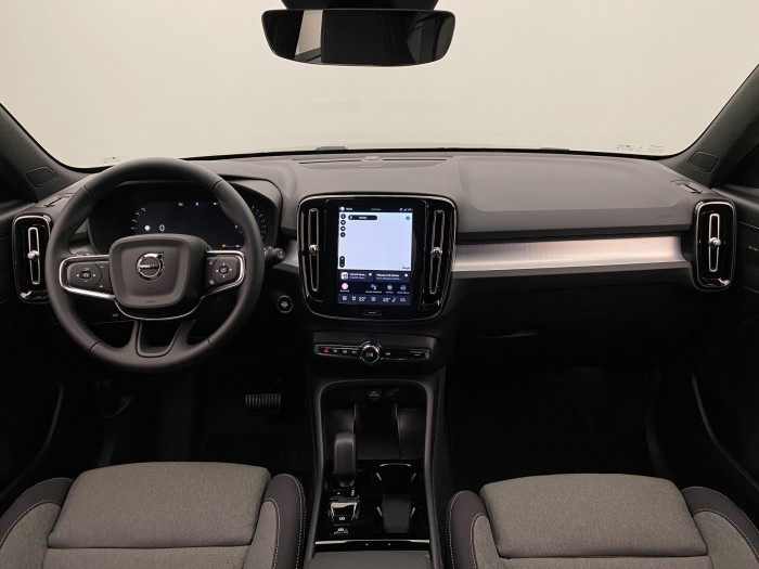 Volvo XC40 B3 AUT PLUS BLACK EDITION