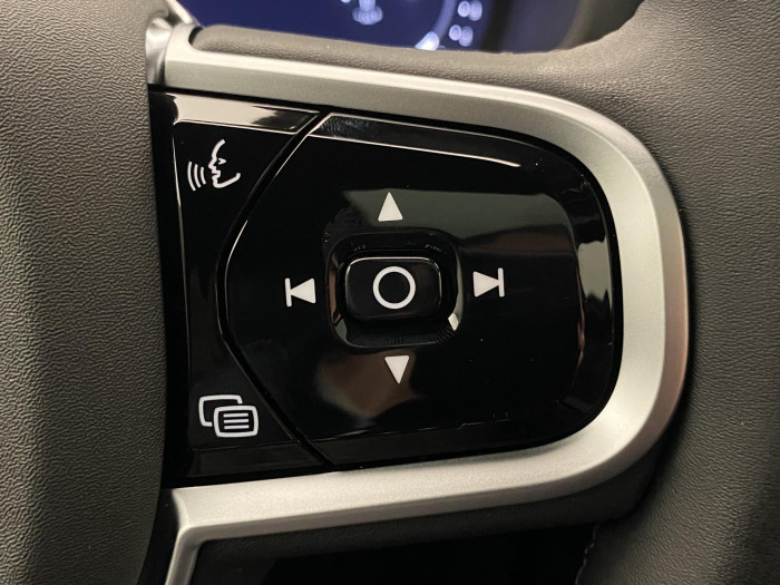 Volvo V60 B4 AUT DARK PLUS